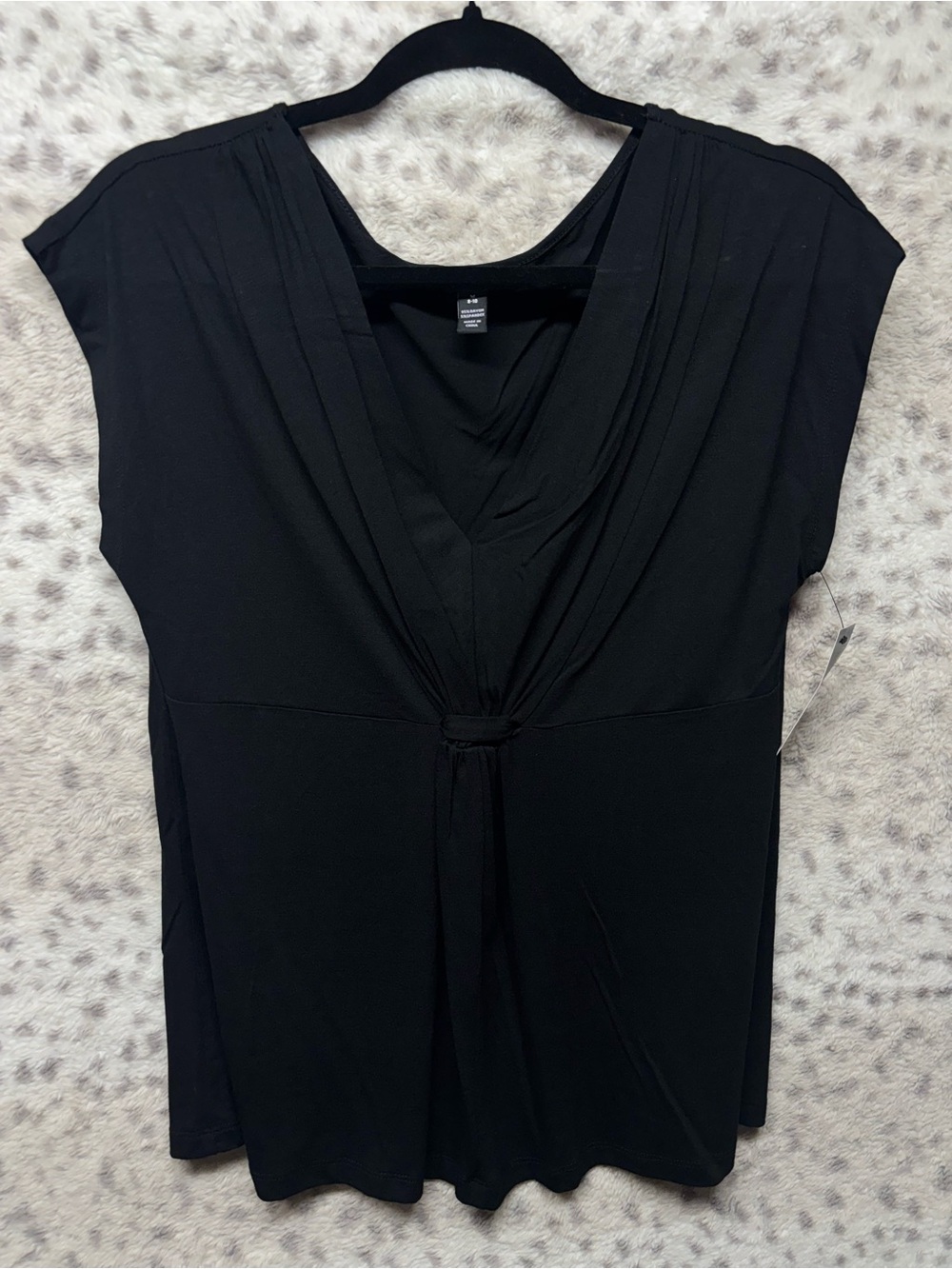 Y2K GEORGE V NECK DRAPE FRONT TEE